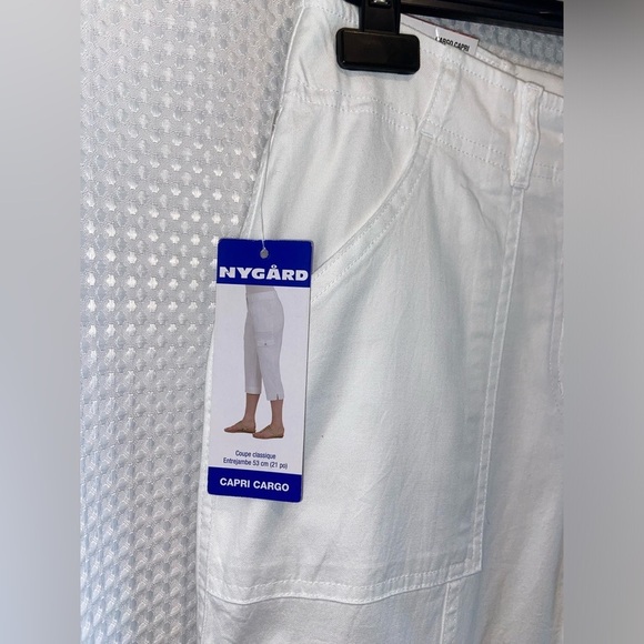 Women’s NYGARD White stretchy cargo Capri‎ size 8 new with tags - Picture 9 of 11